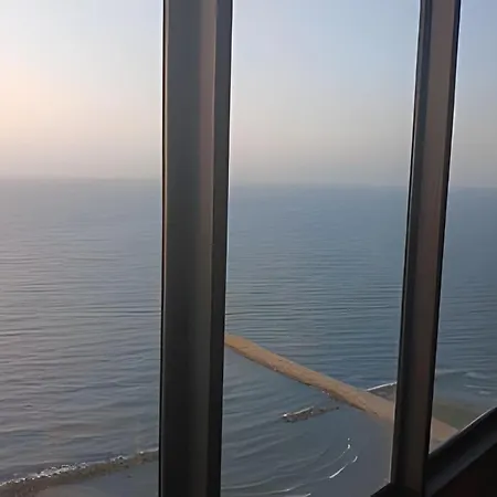 Apartment Luxury 2b, Stunning View 4 Blocks From Walled *