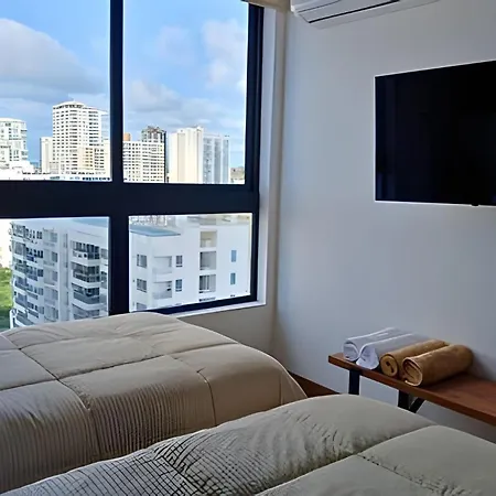 Apartment Luxury 2b, Stunning View 4 Blocks From Walled *
