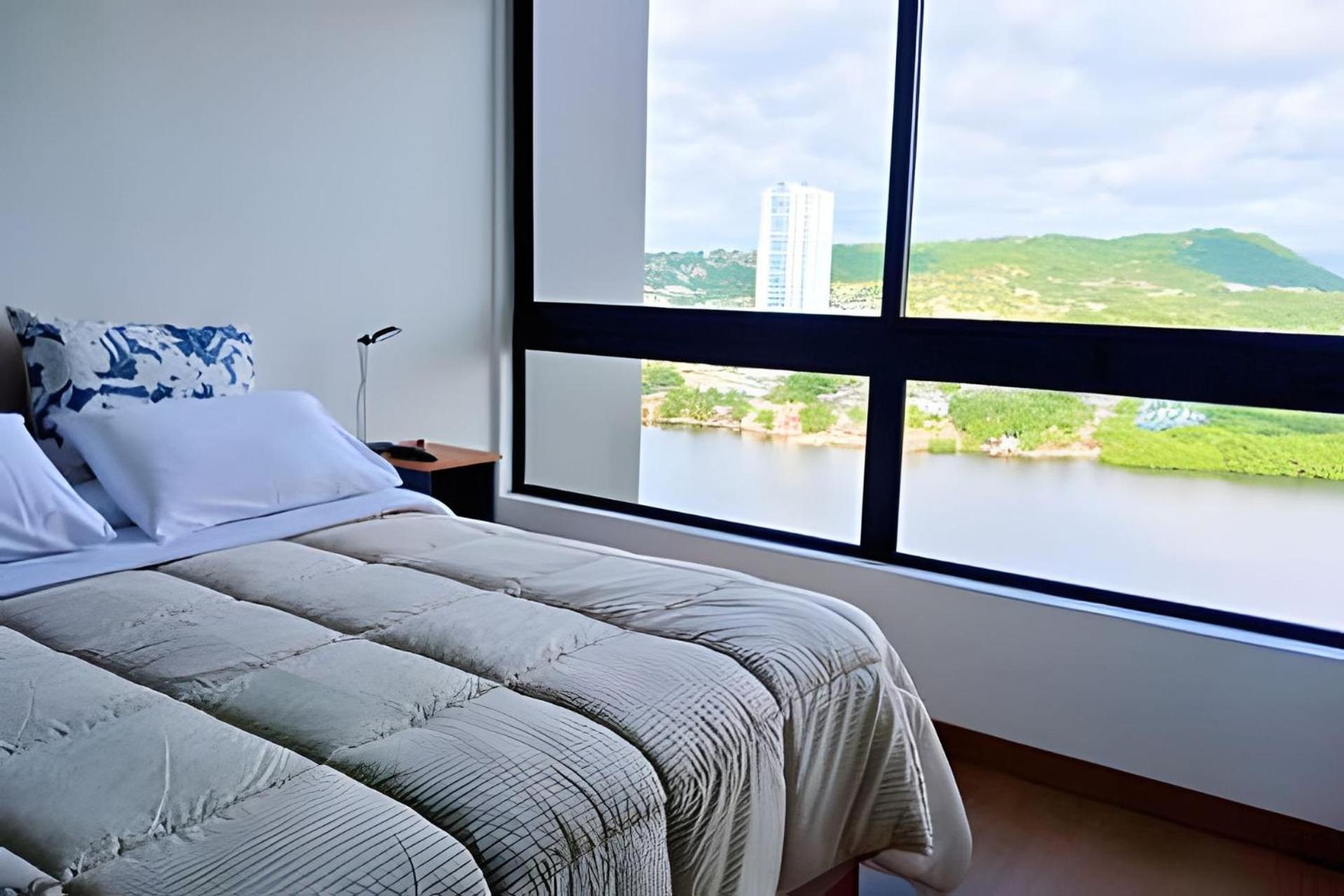 Luxury 2b, Stunning View 4 Blocks From Walled Cartagena