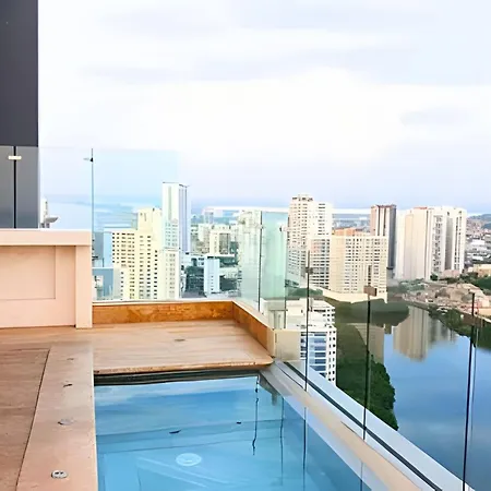 Luxury 2b, Stunning View 4 Blocks From Walled Apartamento Cartagena