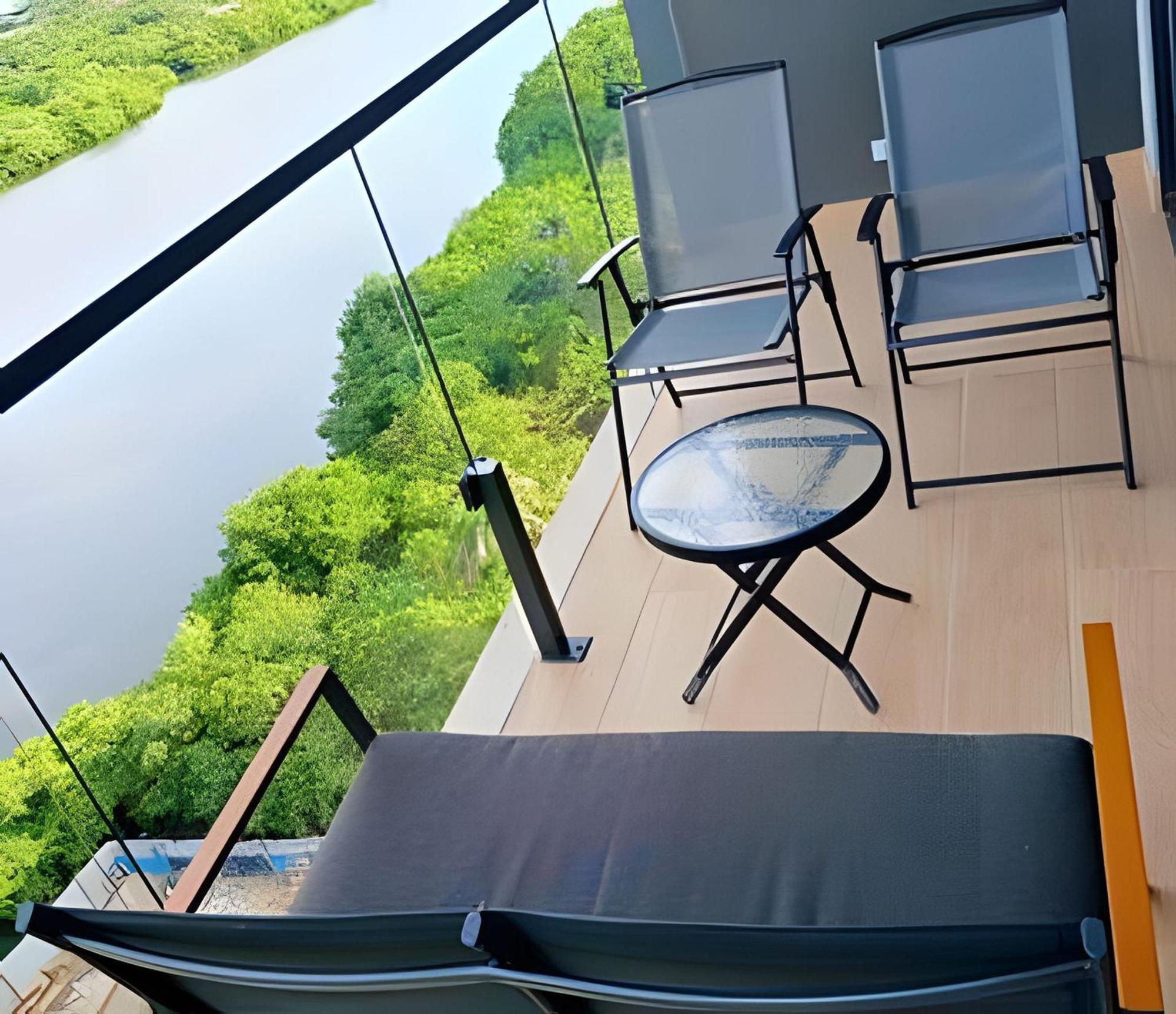 Luxury 2b, Stunning View 4 Blocks From Walled * Cartagena